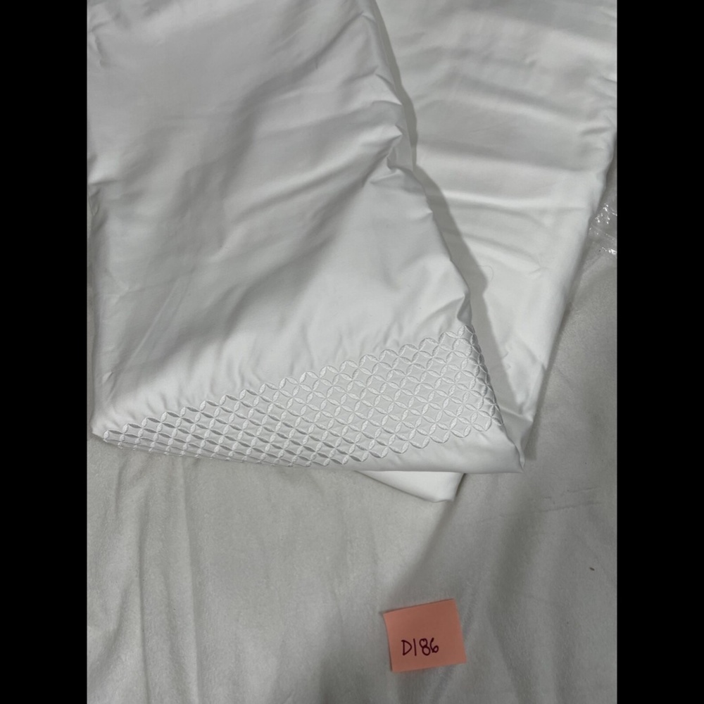 NIB [ KING ] Duvet Cover for Hudson Park Embroidered Geo - Picture 5 of 12